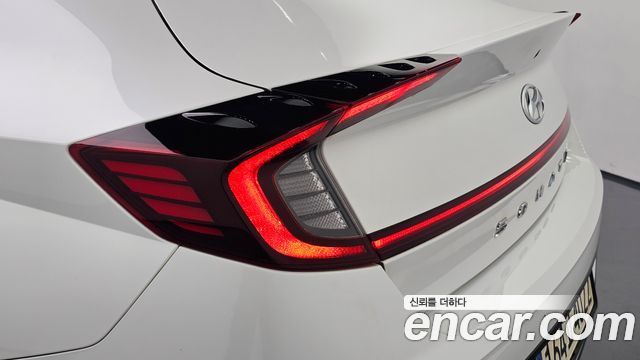 Hyundai Sonata 2021 — photo 9