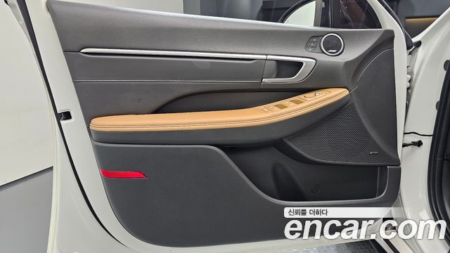 Hyundai Sonata 2021 — photo 14