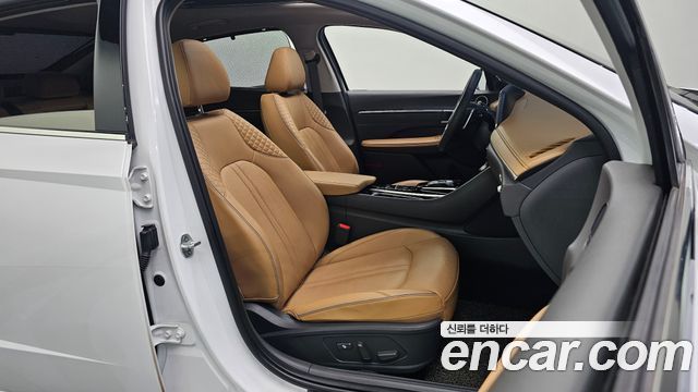 Hyundai Sonata 2021 — photo 16
