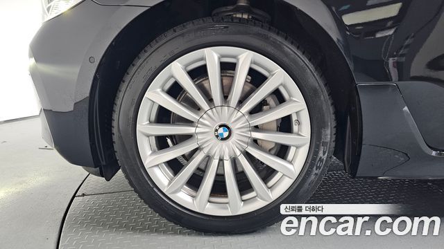 BMW Gran Turismo 2023 — photo 5