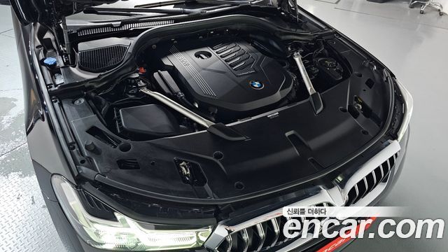 BMW Gran Turismo 2023 — photo 6