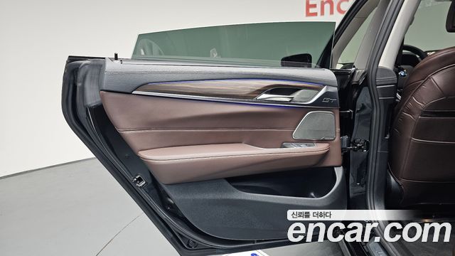 BMW Gran Turismo 2023 — photo 15