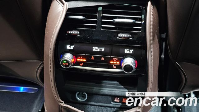 BMW Gran Turismo 2023 — photo 28