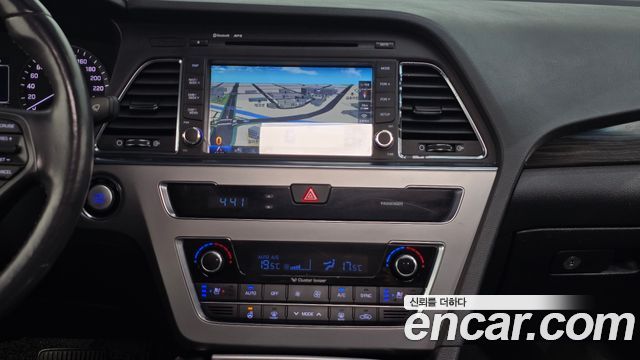 Hyundai Sonata 2015 — photo 14