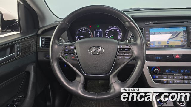 Hyundai Sonata 2015 — photo 15