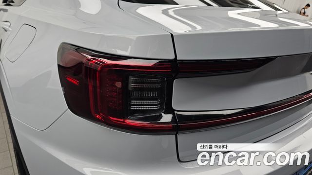 Polestar Polestar 2 2022 — photo 9