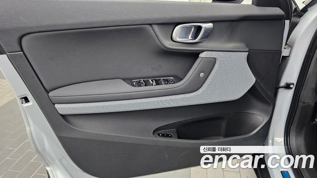 Polestar Polestar 2 2022 — photo 14