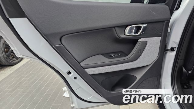 Polestar Polestar 2 2022 — photo 15