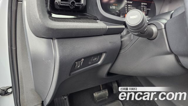 Polestar Polestar 2 2022 — photo 27
