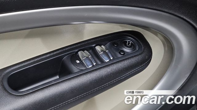 Mini Countryman 2013 — photo 20