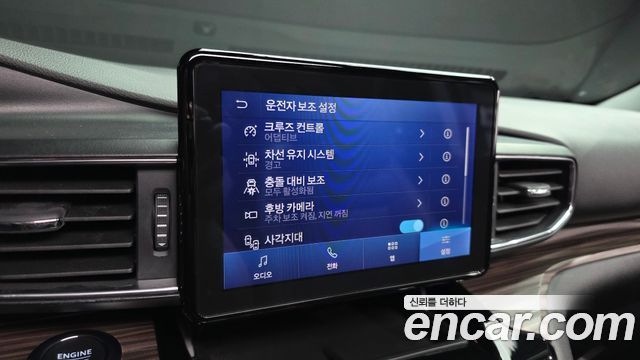 Ford Explorer 2022 — photo 22