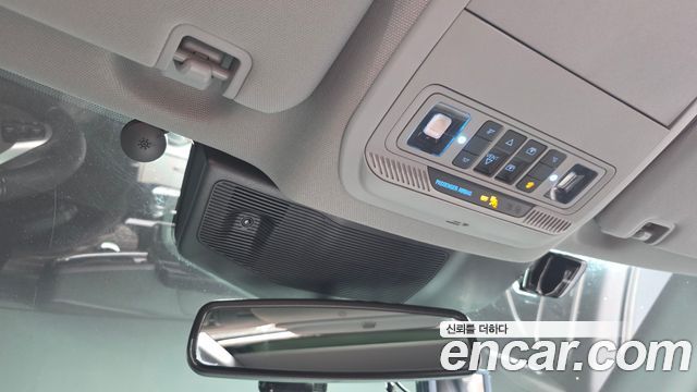 Ford Explorer 2022 — photo 25