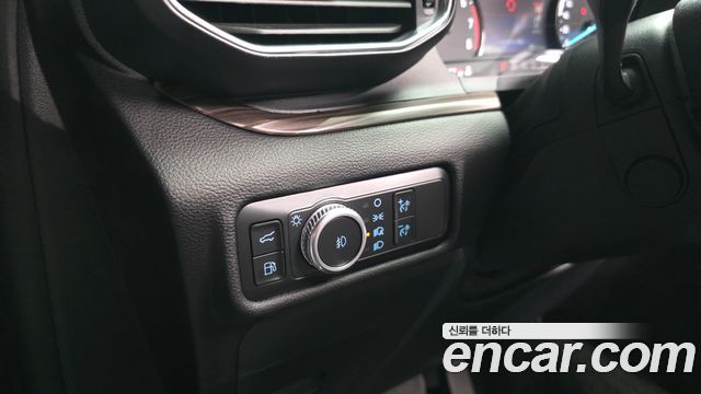 Ford Explorer 2022 — photo 28