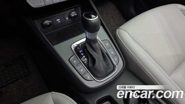 Hyundai Kona 2023 — photo 12