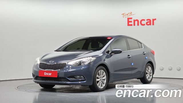 Kia K3 2015 — photo 1