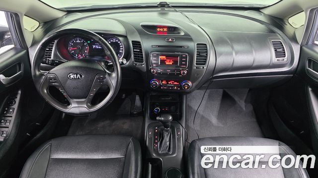 Kia K3 2015 — photo 7