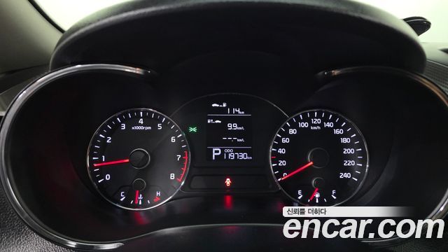 Kia K3 2015 — photo 8