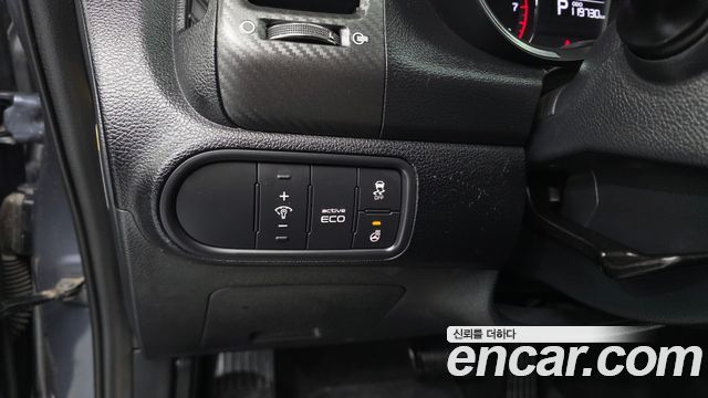 Kia K3 2015 — photo 18