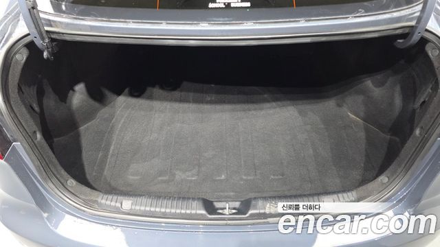 Kia K3 2015 — photo 20