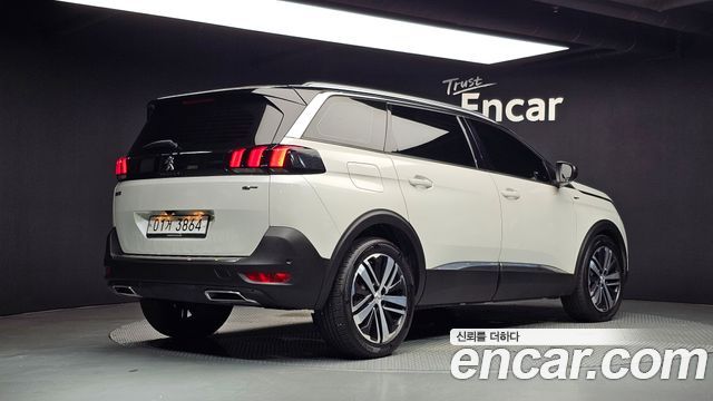 Peugeot 5008 2019 — photo 2