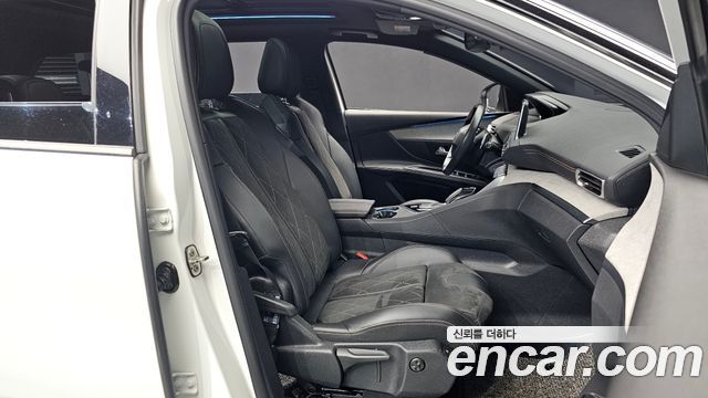 Peugeot 5008 2019 — photo 11