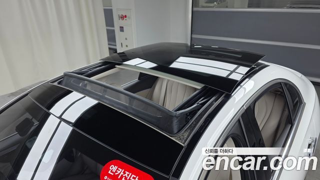 Mercedes-Benz E-Class 2024 — photo 23