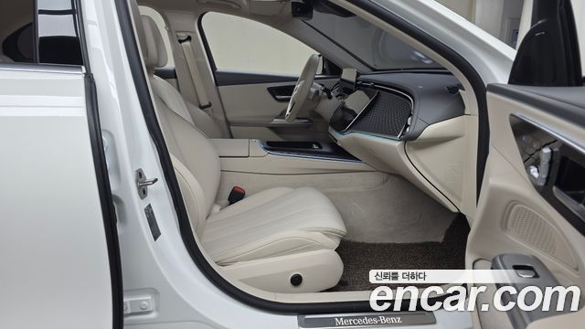 Mercedes-Benz E-Class 2024 — photo 16