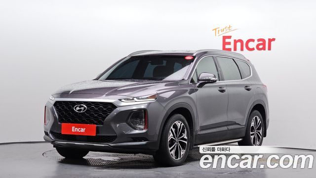 Hyundai Santafe 2019 — photo 1