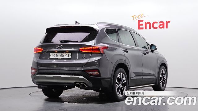 Hyundai Santafe 2019 — photo 2