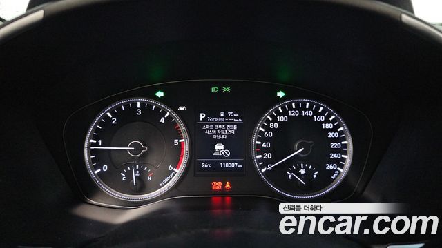 Hyundai Santafe 2019 — photo 11
