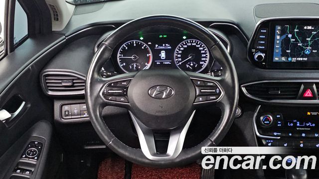 Hyundai Santafe 2019 — photo 19