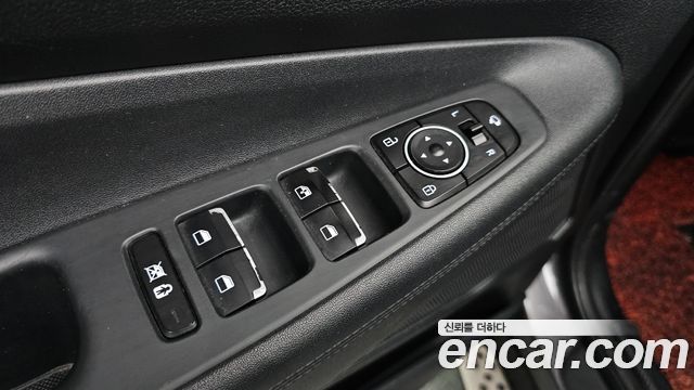 Hyundai Santafe 2019 — photo 23