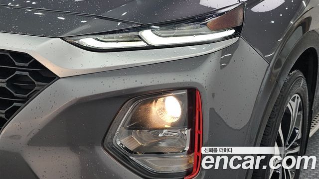 Hyundai Santafe 2019 — photo 8