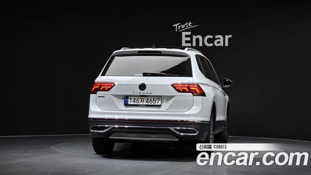 Volkswagen Tiguan 2023 — photo 4