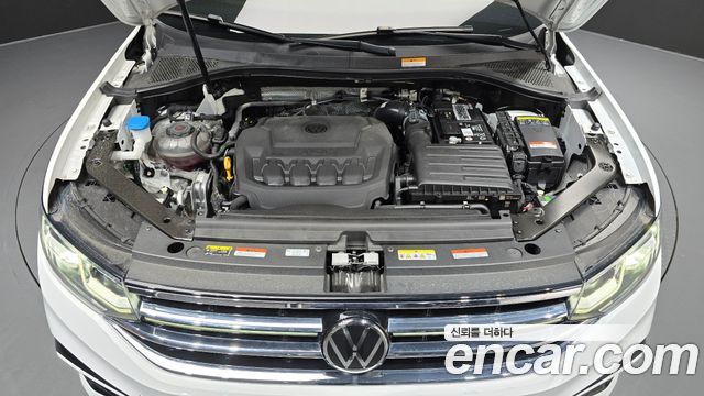 Volkswagen Tiguan 2023 — photo 6