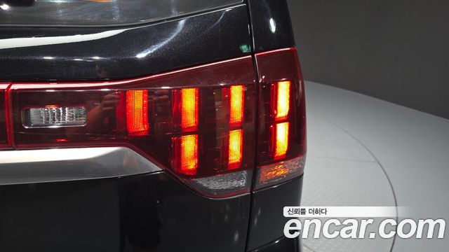 Kia Mohave 2023 — photo 9