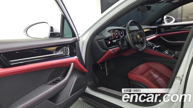 Porsche Panamera 2025 — photo 10