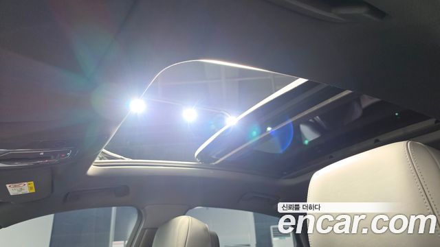 Audi e-tron 2022 — photo 24