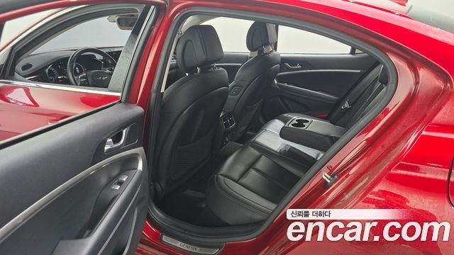 Genesis G70 2022 — photo 12
