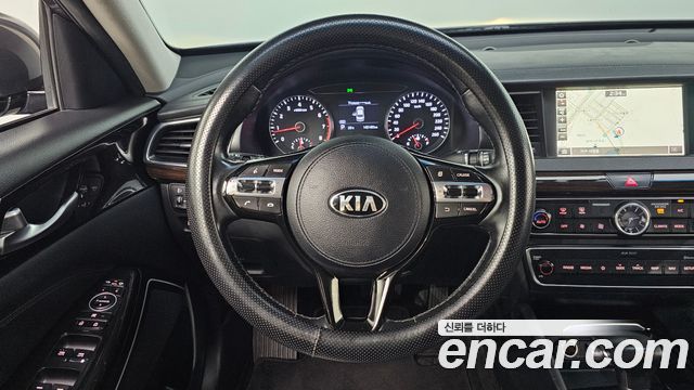 Kia K7 2018 — photo 14