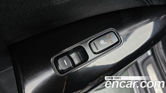 Kia K7 2018 — photo 19