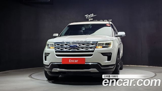 Ford Explorer 2019 — photo 3