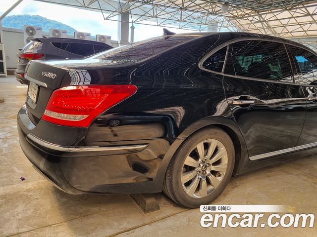 Hyundai Equus 2010 — photo 5