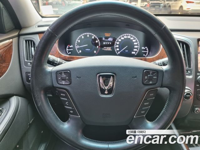 Hyundai Equus 2010 — photo 10