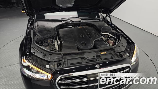 Mercedes-Benz S-Class 2024 — photo 6