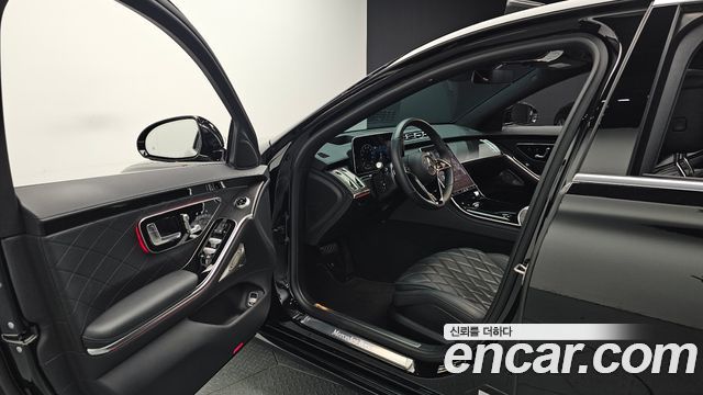 Mercedes-Benz S-Class 2024 — photo 13