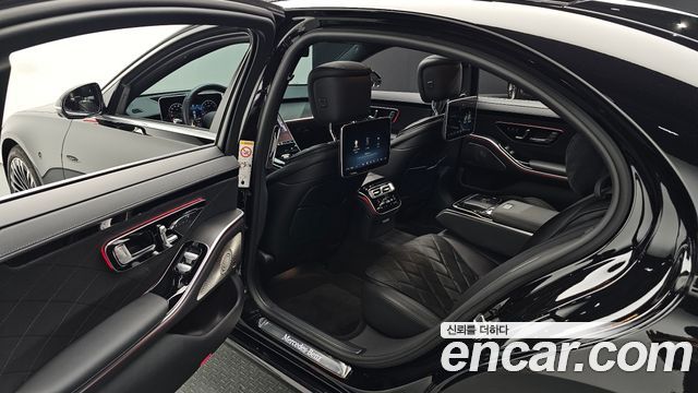 Mercedes-Benz S-Class 2024 — photo 17
