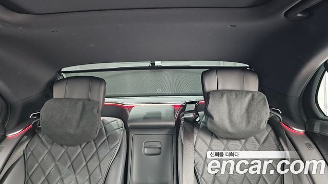 Mercedes-Benz S-Class 2024 — photo 31