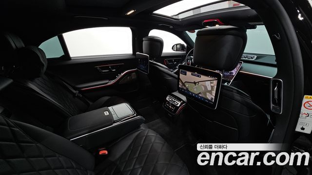Mercedes-Benz S-Class 2024 — photo 33