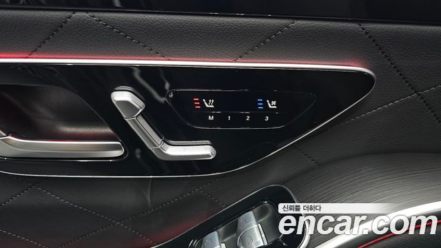 Mercedes-Benz S-Class 2024 — photo 40